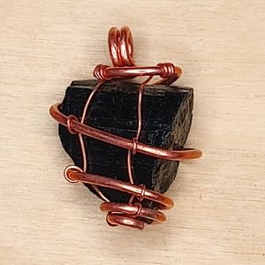 Black Tourmaline / Pure Copper Pendant